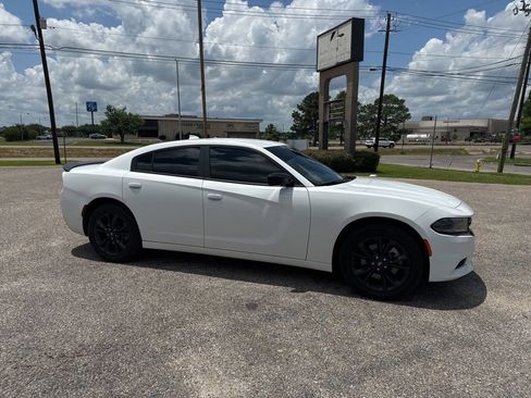 Used 2023 Dodge Charger SXT w/ Blacktop Package AWD/4WD image 15
