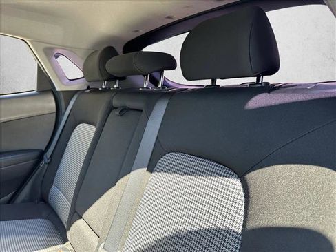 Used 2023 Hyundai Kona SE w/ Cargo Package image 24