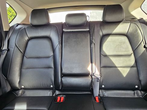 Used 2025 MAZDA CX-5 AWD 2.5 S w/ Select Package image 26