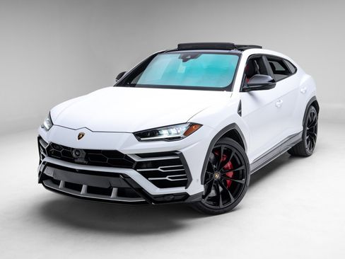 Used 2021 Lamborghini Urus image 19