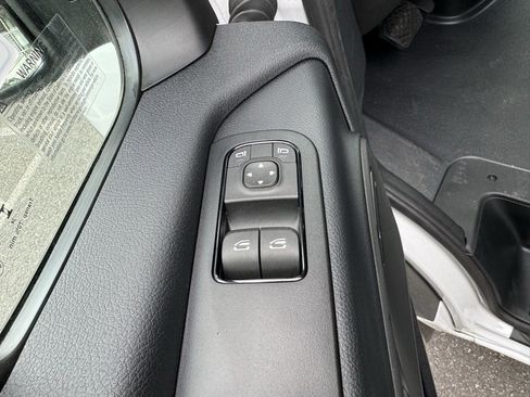 Used 2024 Mercedes-Benz Sprinter 3500 image 23