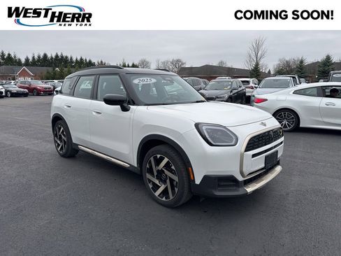 Used 2025 MINI Cooper Countryman SE image 1
