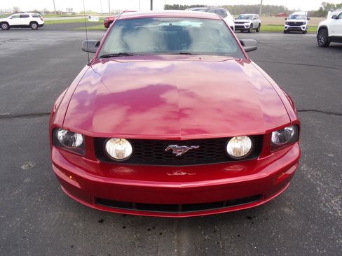 Used 2005 Ford Mustang GT RWD image 8
