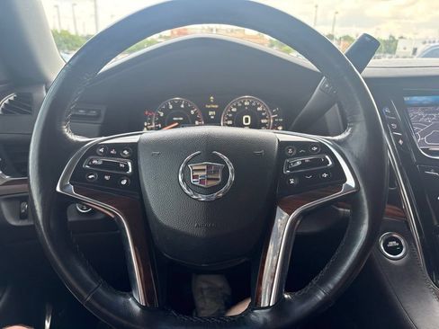 Used 2015 Cadillac Escalade Luxury AWD/4WD image 16