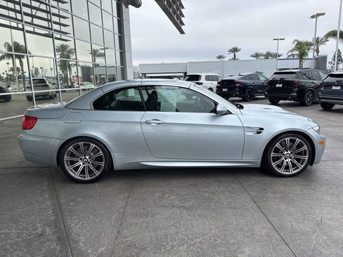 Used 2013 BMW M3 Convertible image 3