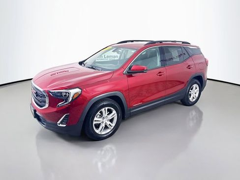 Used 2018 GMC Terrain SLE w/ Driver Convenience Package image 3