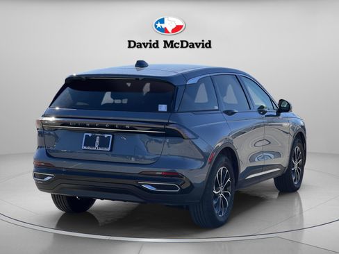 New 2026 Lincoln Nautilus Premier image 7