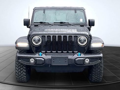 Used 2023 Jeep Wrangler Unlimited w/ Cold Weather Group AWD/4WD image 6