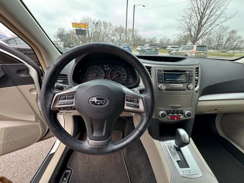 Used 2013 Subaru Outback 2.5i Premium image 17
