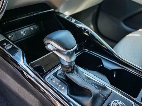 Certified 2023 Kia Sorento SX FWD image 21