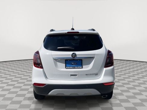 Used 2020 Buick Encore Essence AWD/4WD image 7