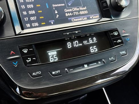 Used 2016 Toyota Avalon Touring image 25
