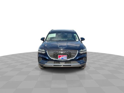 Used 2022 Genesis GV70 2.5T w/ Select Package image 3