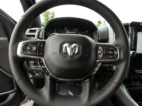 Used 2025 RAM 1500 Laramie w/ Sport Appearance Package AWD/4WD image 18