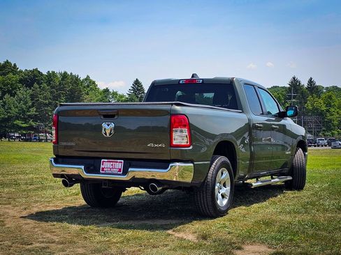Used 2021 RAM 1500 Big Horn AWD/4WD image 3