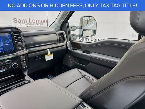 New 2026 Ford F250 Lariat w/ Black Appearance Package image 25
