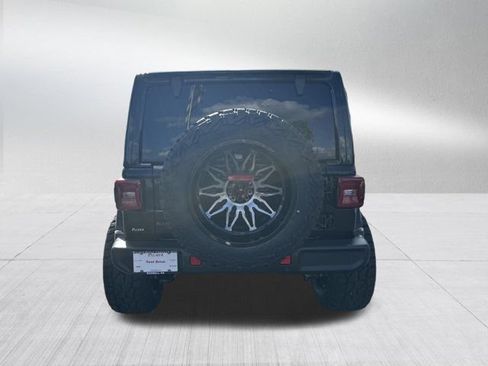 New 2026 Jeep Wrangler Unlimited Sahara AWD/4WD image 7