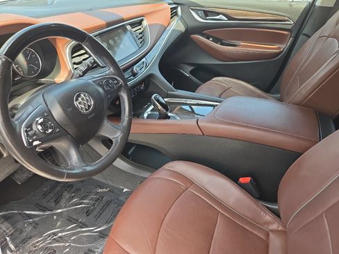 Used 2018 Buick Enclave Avenir w/ Avenir Technology Package FWD image 9