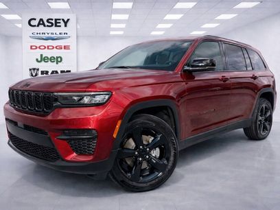 Used 2023 Jeep Grand Cherokee Altitude