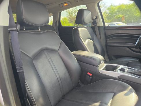 Used 2015 Cadillac SRX Luxury w/ Driver Awareness Package FWD image 24