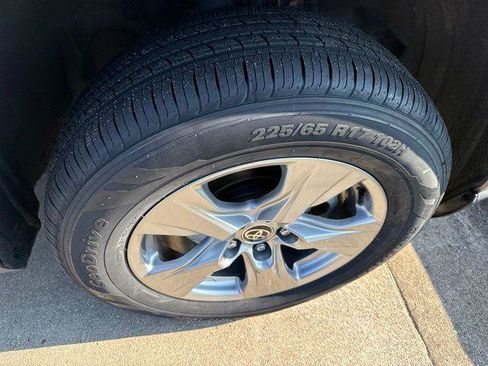 Certified 2024 Toyota RAV4 XLE AWD/4WD image 10