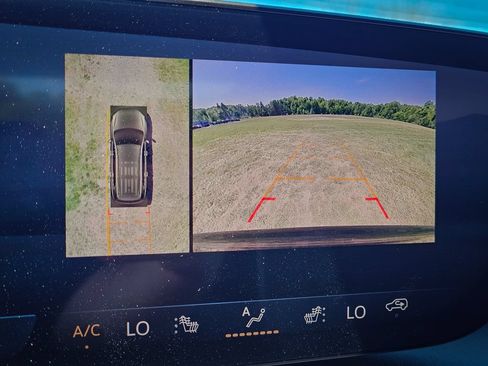 New 2026 Buick Enclave Sport Touring w/ Power Package AWD/4WD image 25