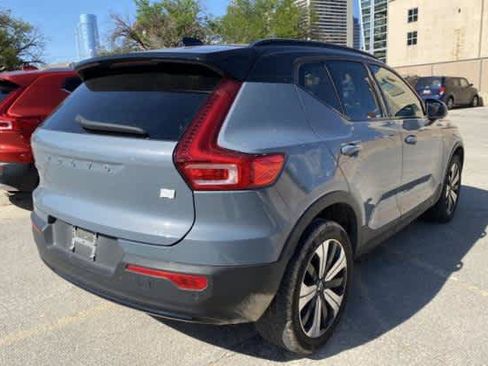 Used 2023 Volvo XC40 Recharge Plus w/ Protection Package Premier AWD/4WD image 8