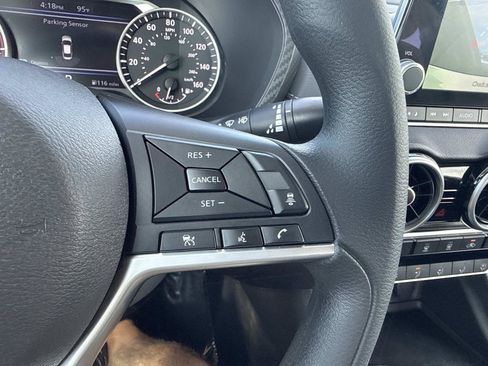 Used 2024 Nissan Sentra SV FWD image 26
