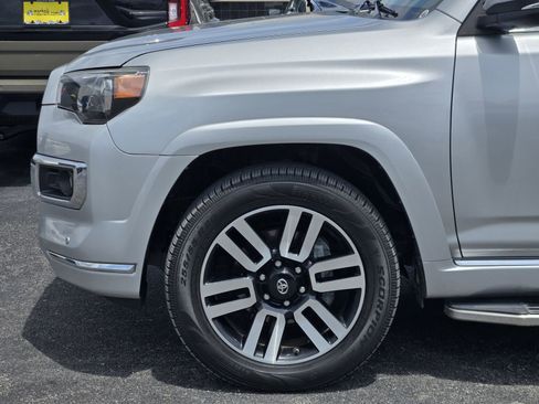 Used 2016 Toyota 4Runner Limited AWD/4WD image 8