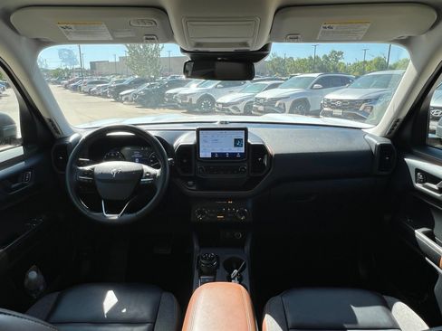 Used 2022 Ford Bronco Sport Outer Banks w/ Tech Package AWD/4WD image 20