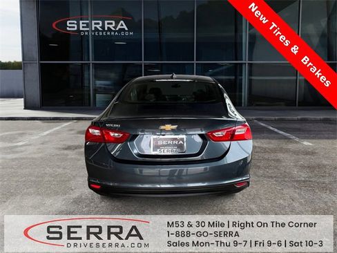 Used 2020 Chevrolet Malibu LS image 3