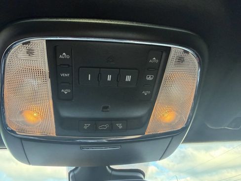 Used 2019 Jeep Grand Cherokee SRT AWD/4WD image 48