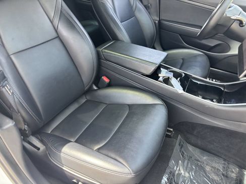 Used 2020 Tesla Model 3 RWD image 8