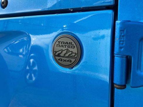 Used 2024 Jeep Wrangler Sport S image 15