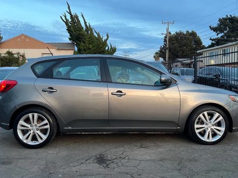 Used 2012 Kia Forte SX image 7