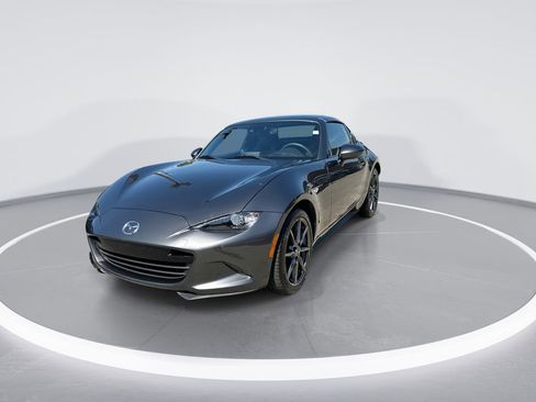 Used 2017 MAZDA MX-5 Miata RF Grand Touring image 4