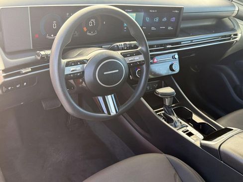 Used 2025 Hyundai Tucson SEL image 4