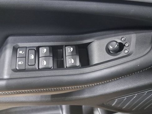 Certified 2023 Jeep Grand Cherokee L Limited image 30