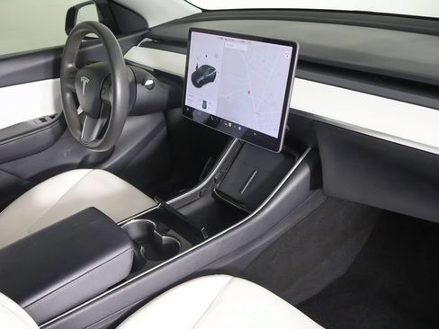 Used 2020 Tesla Model Y Performance AWD/4WD image 30