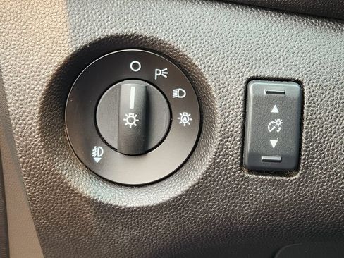 Used 2019 Ford Fiesta SE w/ Equipment Group 201A FWD image 13