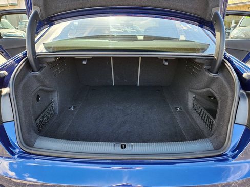 Used 2017 Audi A4 2.0T Prestige w/ Prestige Package AWD/4WD image 5