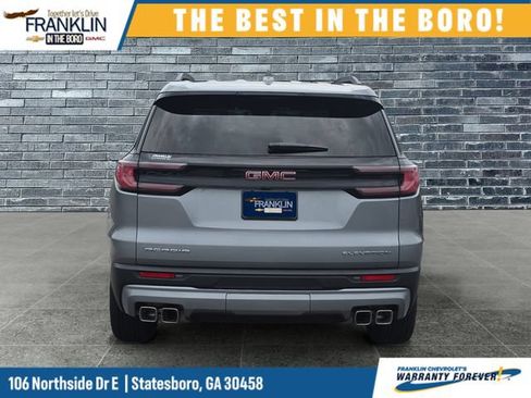 Used 2026 GMC Acadia Elevation w/ Elevation Premium Package FWD image 4