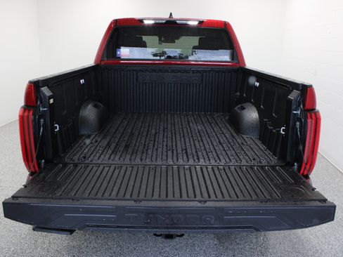 Used 2025 Toyota Tundra SR5 AWD/4WD image 9