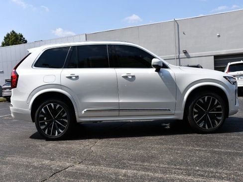 New 2026 Volvo XC90 B6 Plus w/ Protection Package Premier AWD/4WD image 8