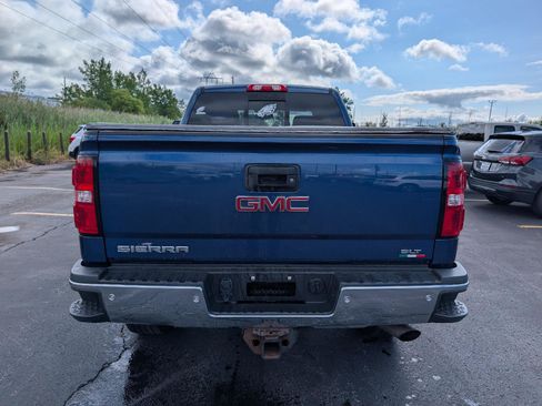 Used 2018 GMC Sierra 2500 SLT AWD/4WD image 6