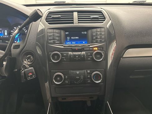 Used 2019 Ford Explorer 4WD Police Interceptor image 18