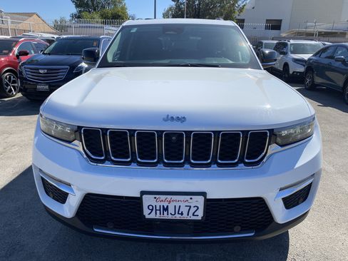 Used 2023 Jeep Grand Cherokee 4WD 4xe w/ Luxury Tech Group II image 3