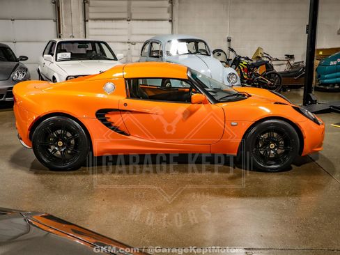 Used 2005 Lotus Elise image 10