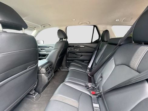 Used 2025 Honda Pilot EX-L image 23
