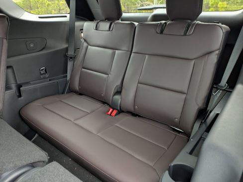 New 2026 Ford Explorer Platinum image 27